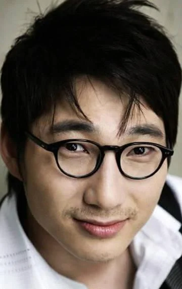 Чон Ун Тхэк