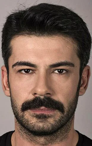 Рузгар Аксой